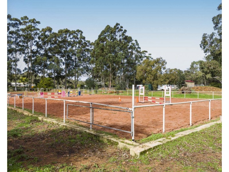 3 Tower Road, Roleystone WA 6111