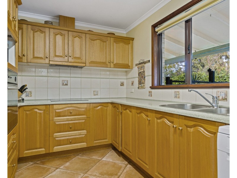 3 Tower Road, Roleystone WA 6111