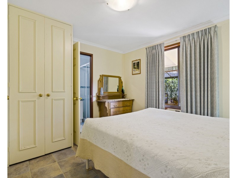 3 Tower Road, Roleystone WA 6111