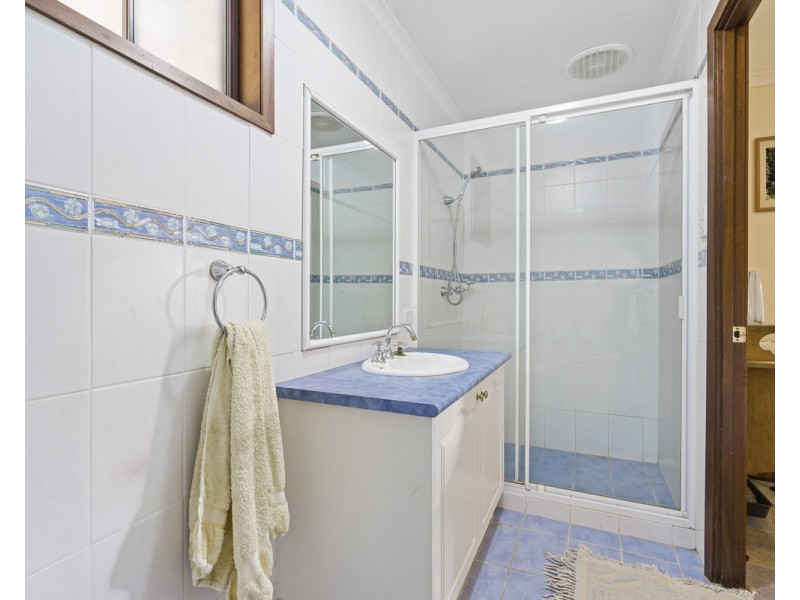 3 Tower Road, Roleystone WA 6111