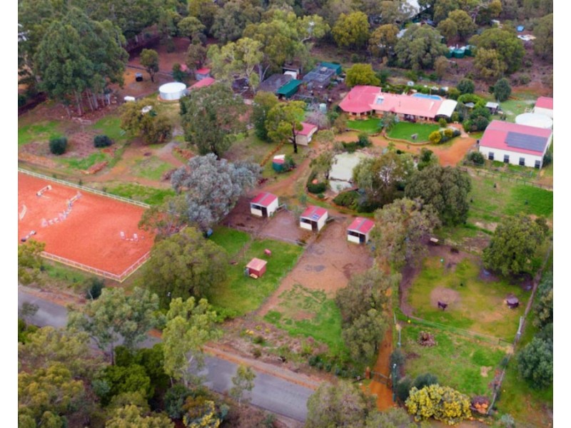 3 Tower Road, Roleystone WA 6111