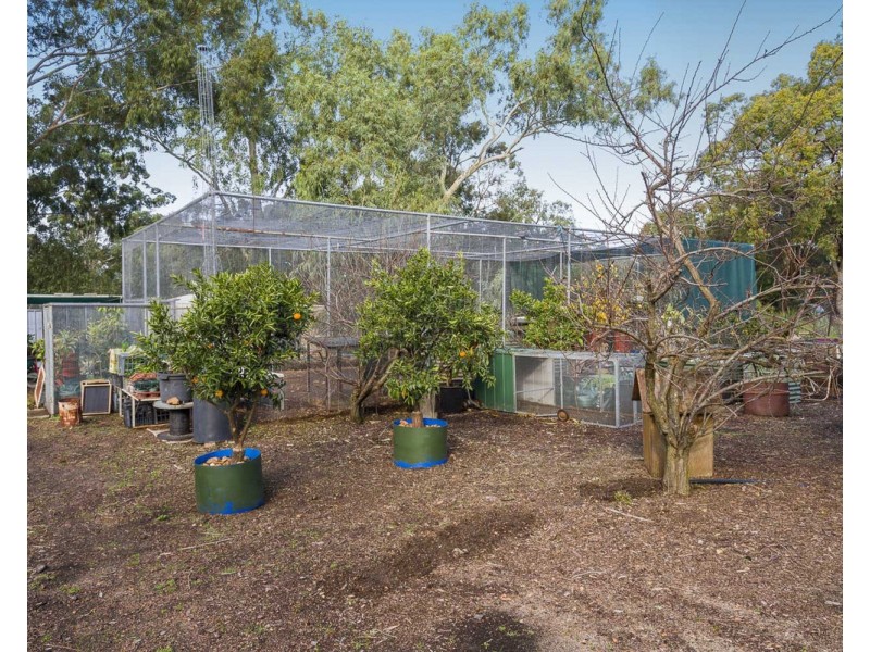 3 Tower Road, Roleystone WA 6111