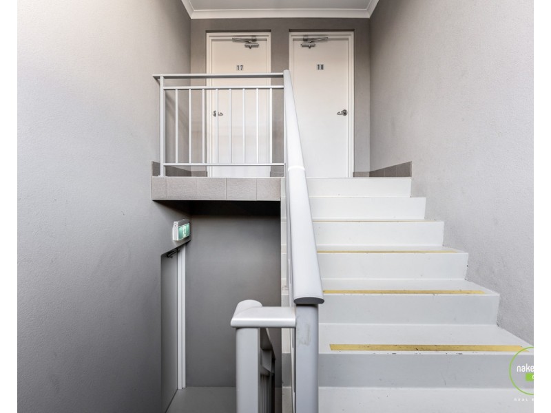 17/8 Blackburn Street, Maddington WA 6109