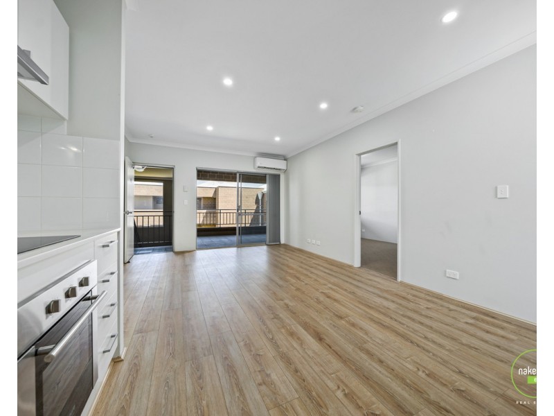 17/8 Blackburn Street, Maddington WA 6109