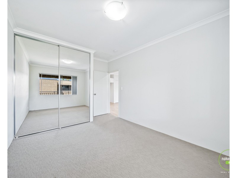 17/8 Blackburn Street, Maddington WA 6109