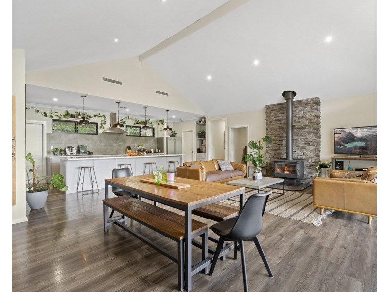 39 Urch Road, Roleystone WA 6111