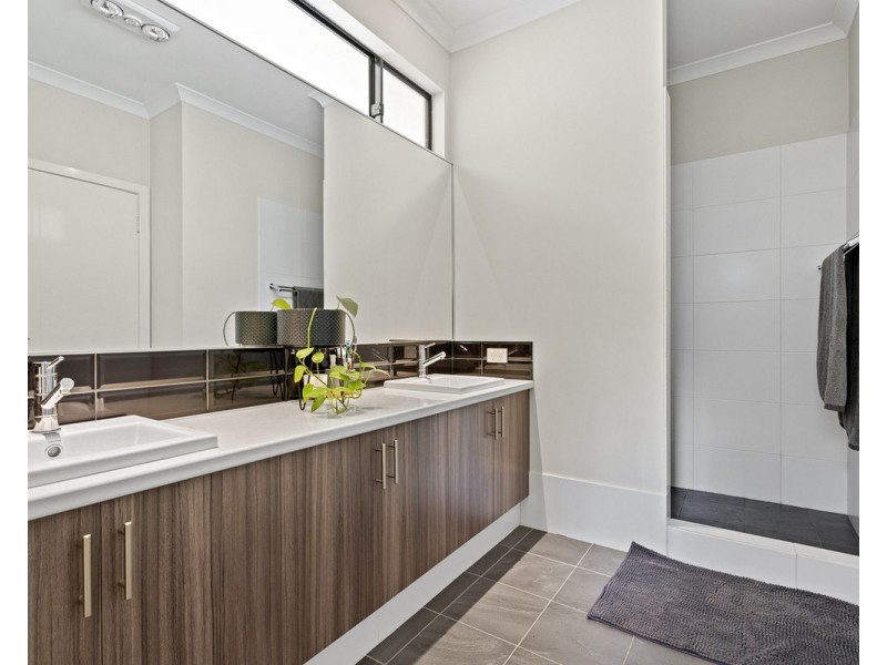 39 Urch Road, Roleystone WA 6111