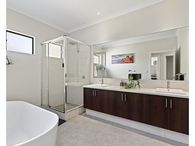 39 Urch Road, Roleystone WA 6111