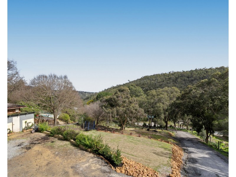 39 Urch Road, Roleystone WA 6111