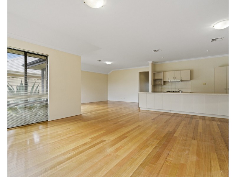 3 Hogan Place, Southern River WA 6110