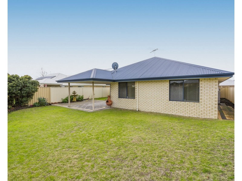 3 Hogan Place, Southern River WA 6110