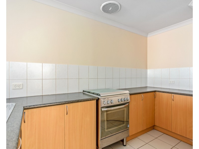 2/33 Gillen Way, Success WA 6164