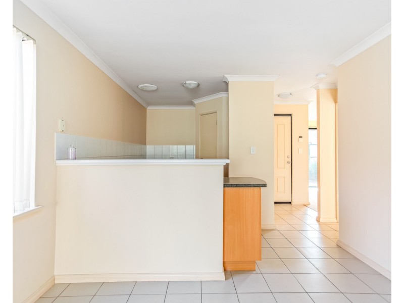 2/33 Gillen Way, Success WA 6164