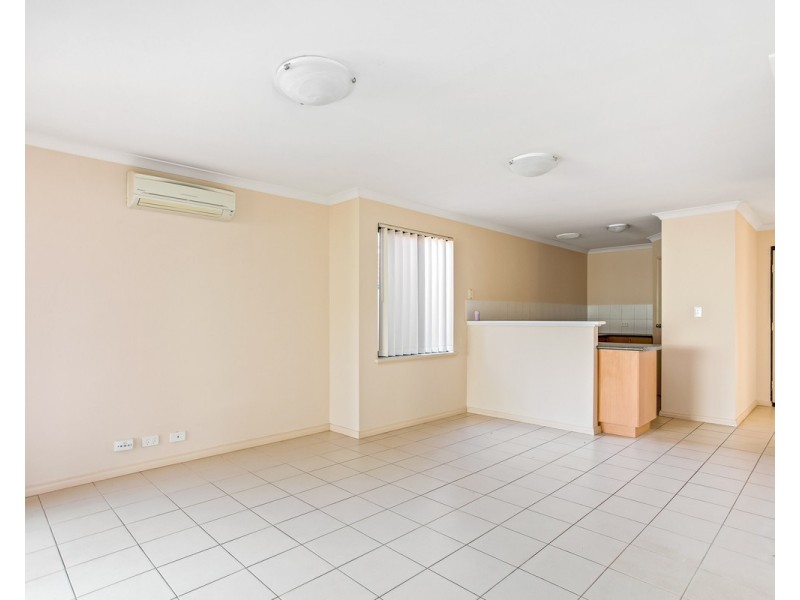 2/33 Gillen Way, Success WA 6164