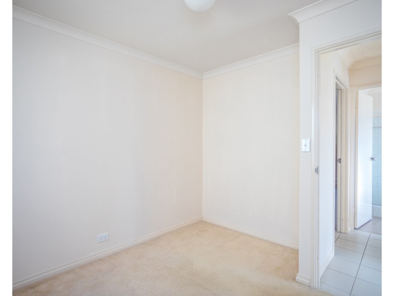 2/33 Gillen Way, Success WA 6164
