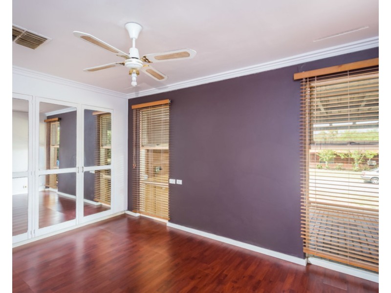 22 Binburra Way, Mount Nasura WA 6112