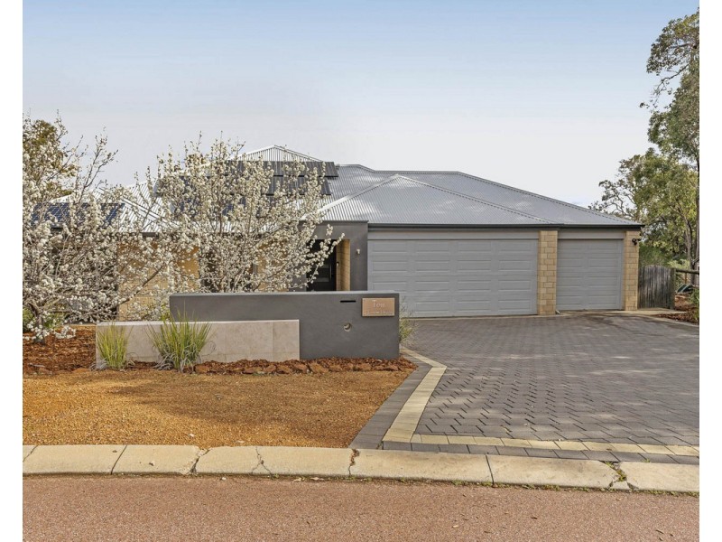 10 Blissett Drive, Bedfordale WA 6112