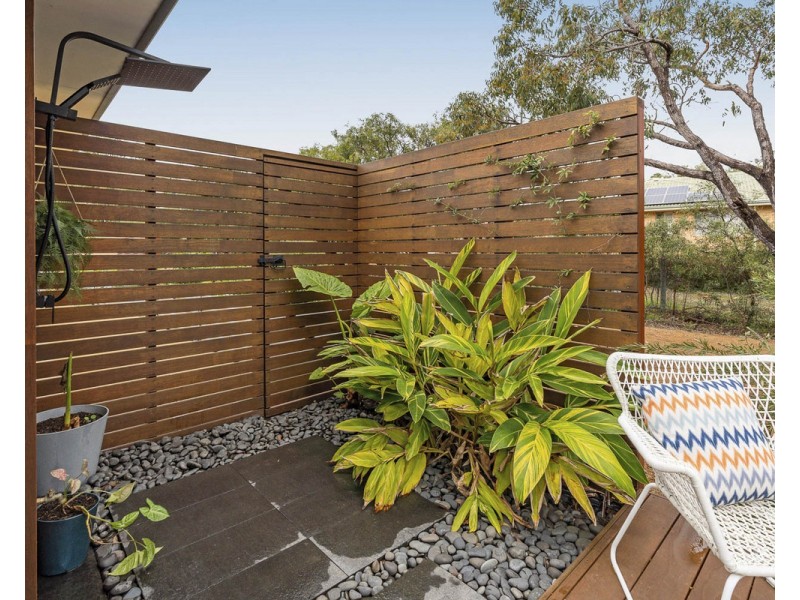 10 Blissett Drive, Bedfordale WA 6112