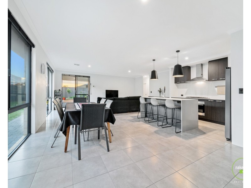 41 Zircon Drive, Byford WA 6122