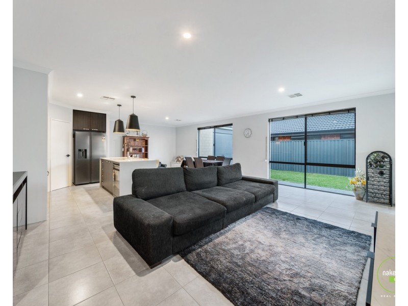 41 Zircon Drive, Byford WA 6122