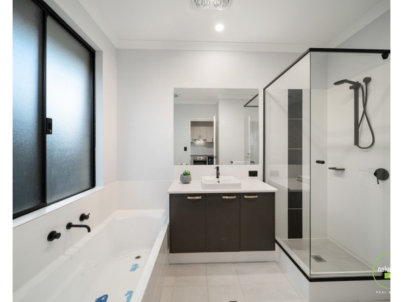 41 Zircon Drive, Byford WA 6122