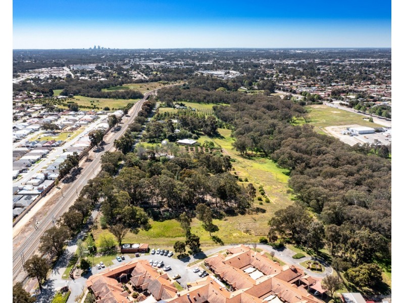 52 Lissiman Street, Gosnells WA 6110