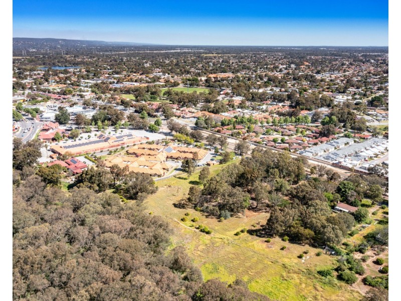 52 Lissiman Street, Gosnells WA 6110