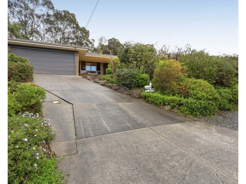 27 Bilkurra Way, Mount Nasura WA 6112