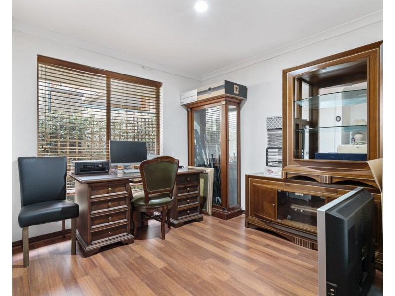 27 Bilkurra Way, Mount Nasura WA 6112