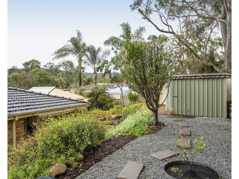 27 Bilkurra Way, Mount Nasura WA 6112