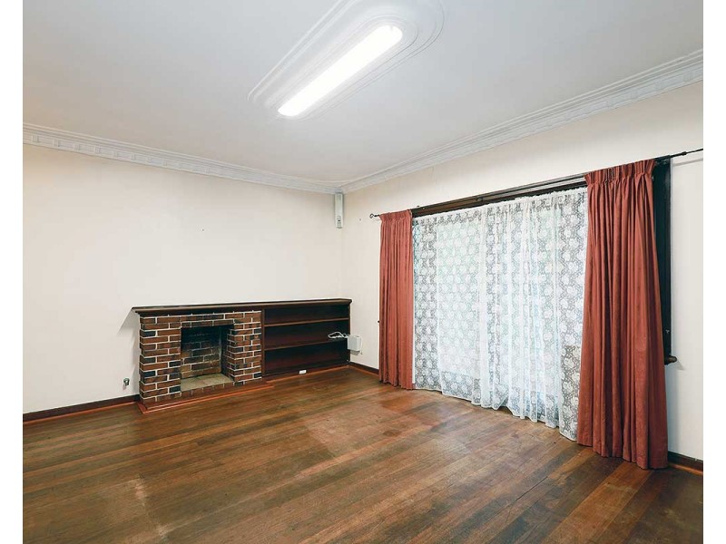29 Warner Court, Manning WA 6152