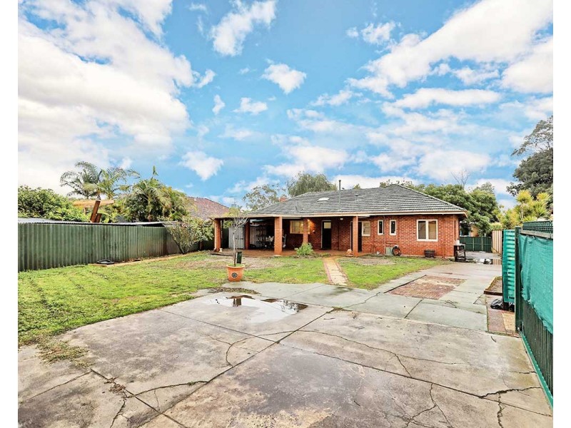 29 Warner Court, Manning WA 6152