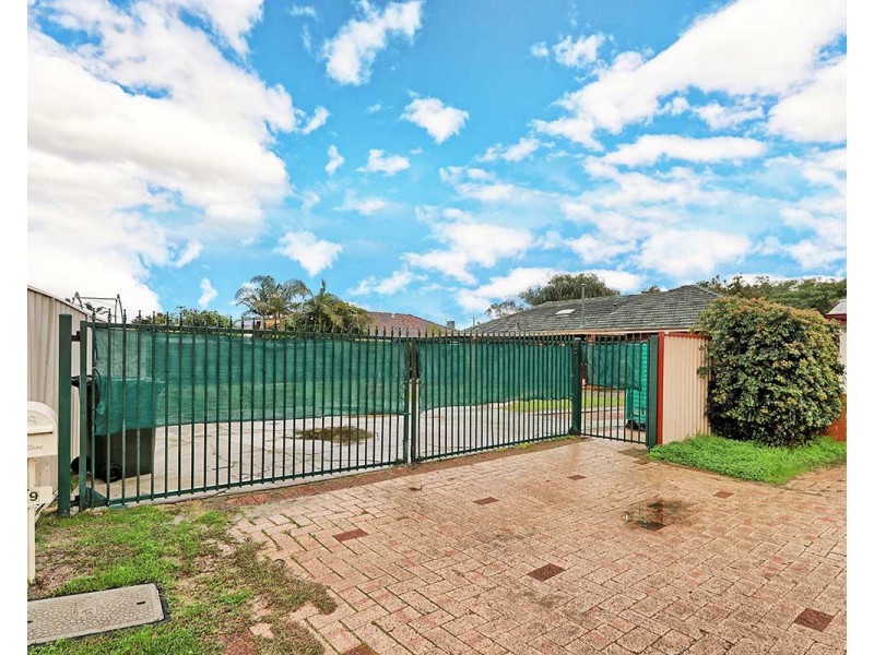 29 Warner Court, Manning WA 6152