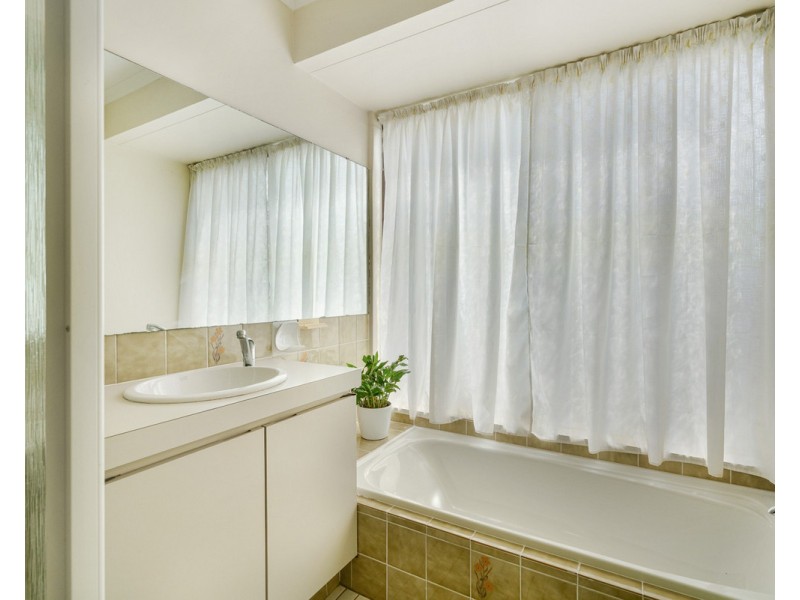 55 Blackwood Drive, Mount Nasura WA 6112