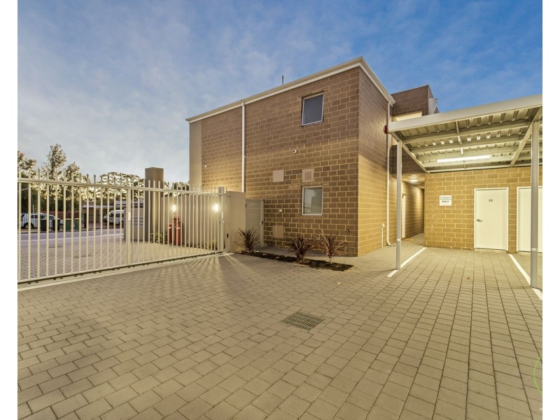 9/8 Blackburn Street, Maddington WA 6109