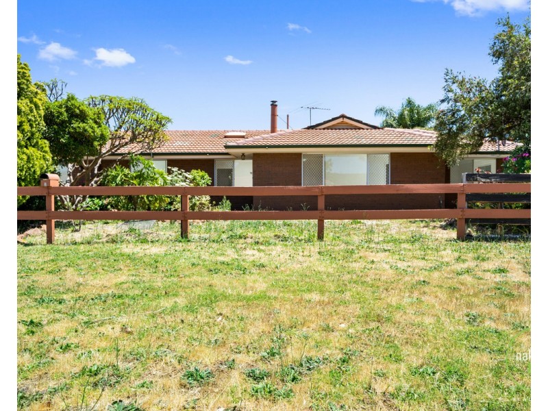 1 Townsend Street, Armadale WA 6112