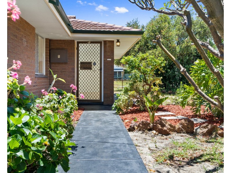 1 Townsend Street, Armadale WA 6112