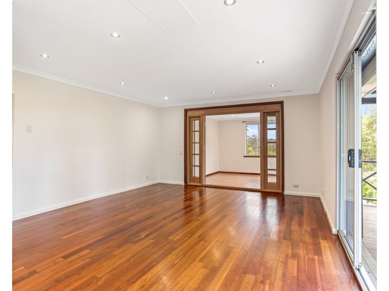 63 Canning Mills Road, Kelmscott WA 6111