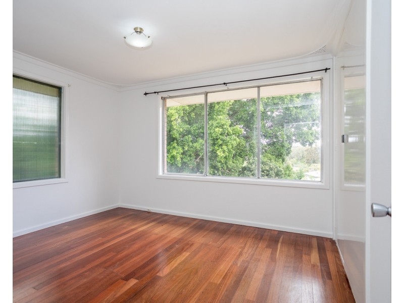 63 Canning Mills Road, Kelmscott WA 6111