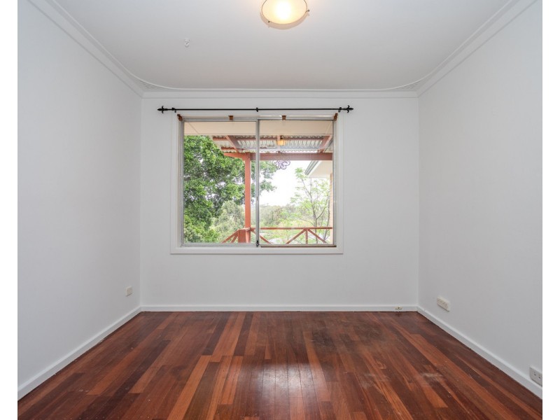 63 Canning Mills Road, Kelmscott WA 6111