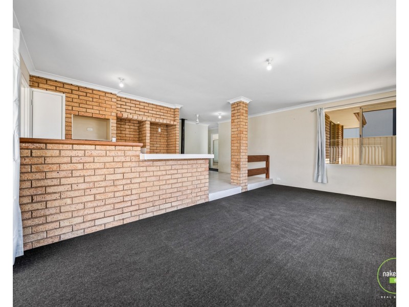 11 Gnangara Drive, Waikiki WA 6169