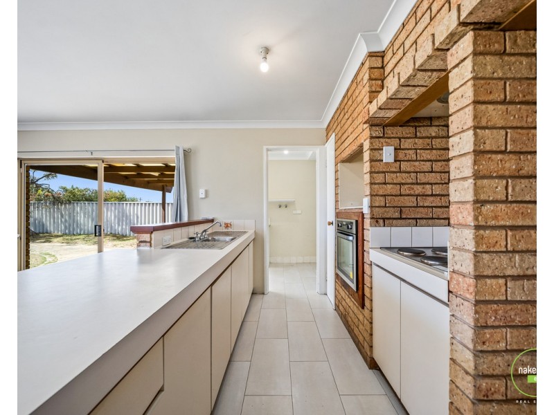 11 Gnangara Drive, Waikiki WA 6169