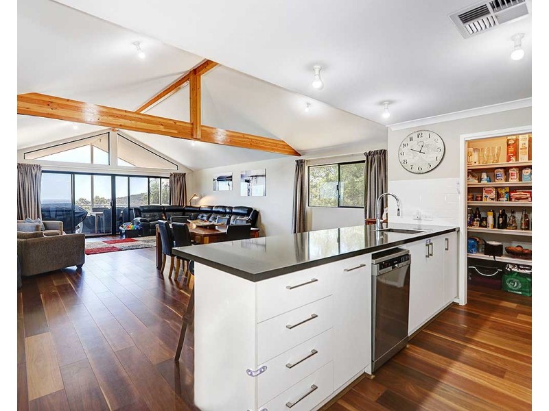 56 Bromfield Drive, Kelmscott WA 6111