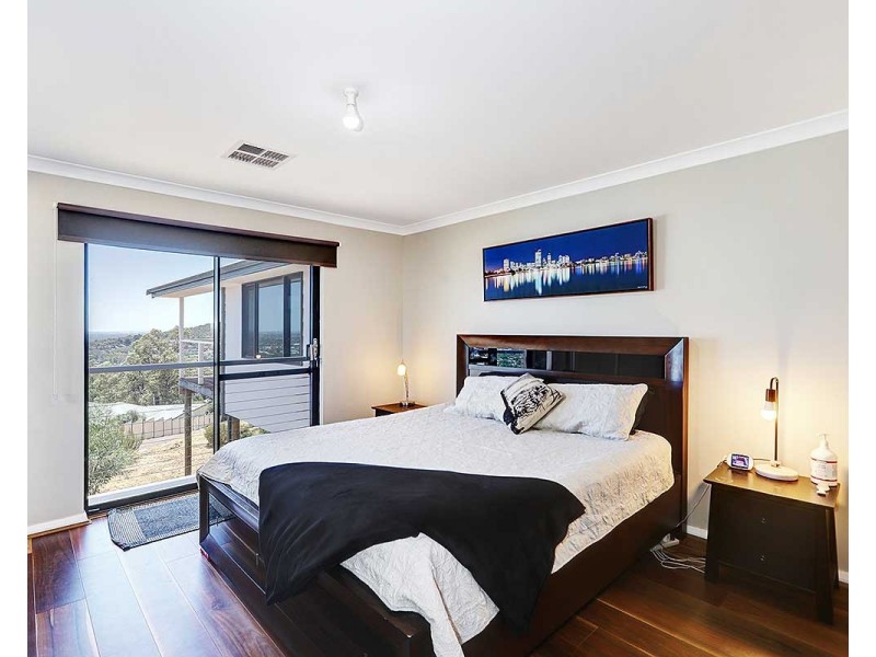 56 Bromfield Drive, Kelmscott WA 6111