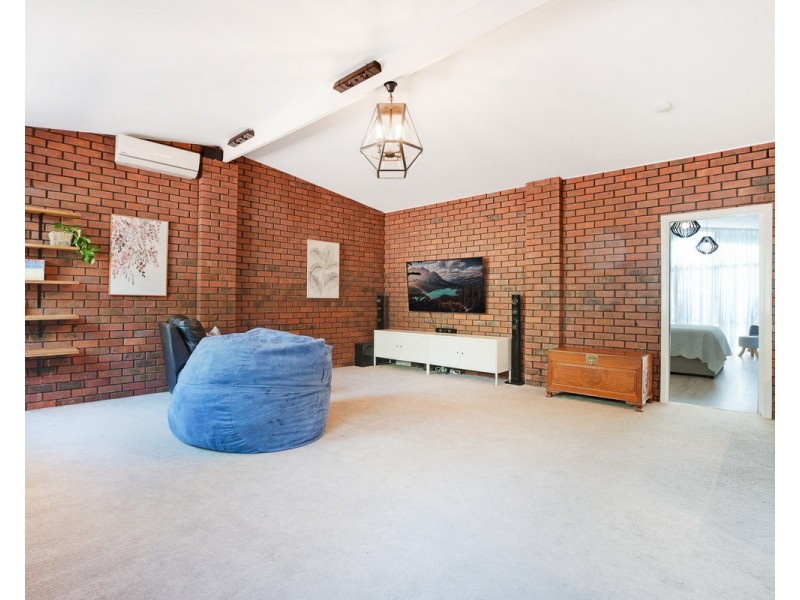 12 Notting Hill Drive, Roleystone WA 6111