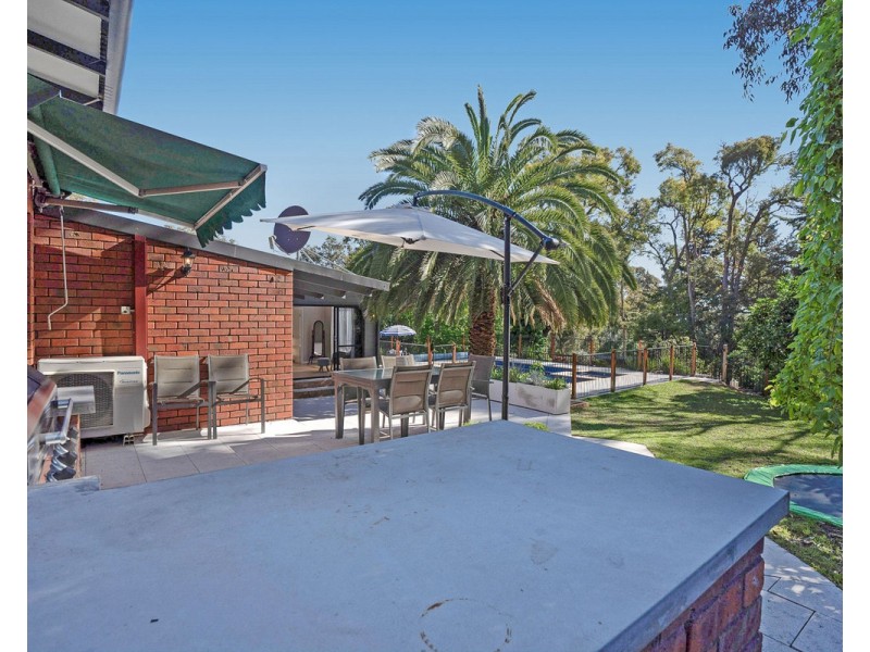 12 Notting Hill Drive, Roleystone WA 6111