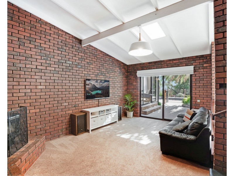 12 Notting Hill Drive, Roleystone WA 6111