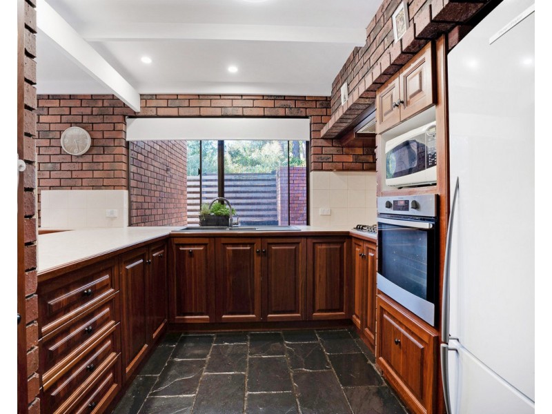 12 Notting Hill Drive, Roleystone WA 6111