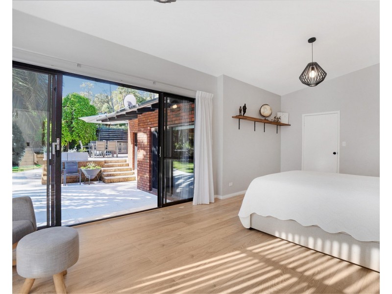 12 Notting Hill Drive, Roleystone WA 6111