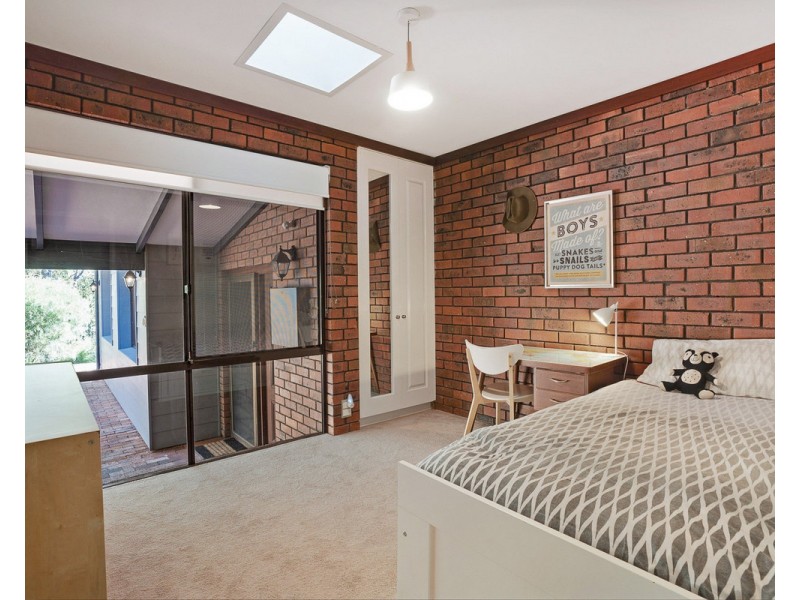 12 Notting Hill Drive, Roleystone WA 6111